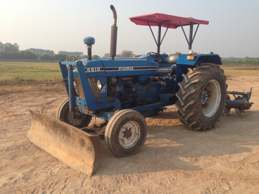 ลูกค้าจองแล้วคับผมFORD 6600 เต็ม มีภาพวีดีโอ เกียร์ 5DNN เพืองท้าย D4NN ท้ายเบาะD5NN เครื่องดี T5 ผาน 6 ดันหน้า สภาพเดิมๆ เอกสารเล่มทะเบียนพร้อมโอน ราคา 338000 บาท สนใจติดต่อ คุณชัยย สตึก โทร 081-9972972 089-8451778