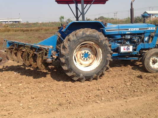 ลูกค้าจองแล้วคับผมFORD 6600 เต็ม มีภาพวีดีโอ เกียร์ 5DNN เพืองท้าย D4NN ท้ายเบาะD5NN เครื่องดี T5 ผาน 6 ดันหน้า สภาพเดิมๆ เอกสารเล่มทะเบียนพร้อมโอน ราคา 338000 บาท สนใจติดต่อ คุณชัยย สตึก โทร 081-9972972 089-8451778