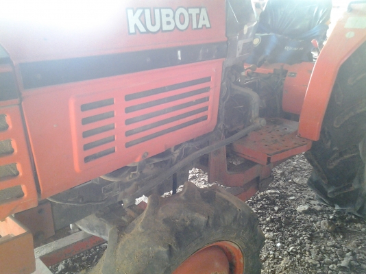 ขายรถไถ26แรงขับเคลื่อน4ล้อสภาพดีใช้งานปกติลดเหลือ156500บาท ขายรถไถ26แรงขับเคลื่อน4ล้อสภาพดีใช้งานปกติลดเหลือ156500บาท