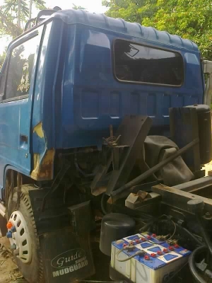 ISUZU NPR   คุณกิจ จ.กาญจนบุรี มัดจำแล้วค่ะ