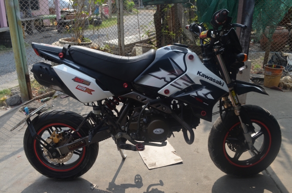 ขายดาวน์ครับ รถพร้อมแต่ง อะไหร่เดิมครบทุกอย่างครับ