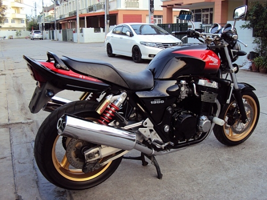 ขาย ...Honda CB1300... อินวอย+สรรพสามิต !!!!!