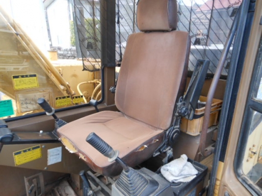 E120B-7NF05570-91YR-ตอนนี้รถจอดที่นวนครครับ E120B-7NF05570-91YR-ตอนนี้รถจอดที่นวนครครับ