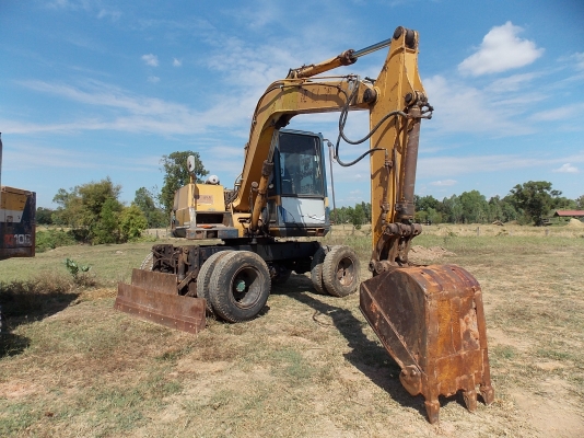 ขายรถแบคโฮ