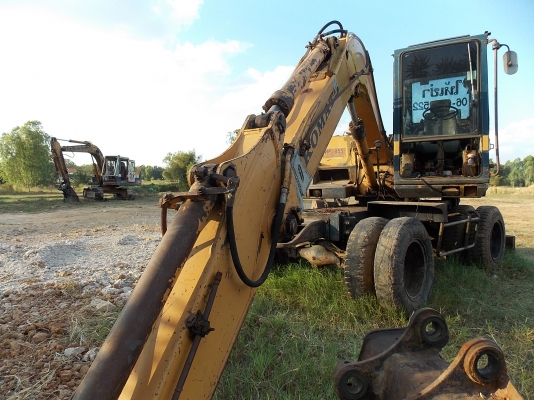 ขายรถแบคโฮ