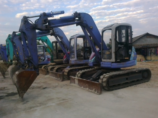 ขาย รถแมคโคขนาดเล็ก PC30 PC50 PC75 เก่านอกมีเอกสาร มีหลายคันให้เลือก รับทำไฟแนนร์ให้ครับ