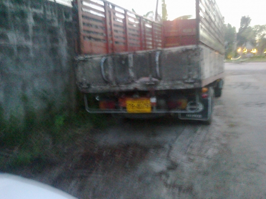 เก็บไว้บรรทุกปุ๋ย HINO KM350 เครื่องDQ100 110ม้า หน้า F หลังF ยางดี7เส้น เก็บไว้บรรทุกปุ๋ย HINO KM350 เครื่องDQ100 110ม้า หน้า F หลังF ยางดี7เส้น