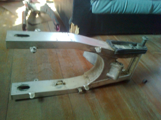 สวิงอาม auzuki