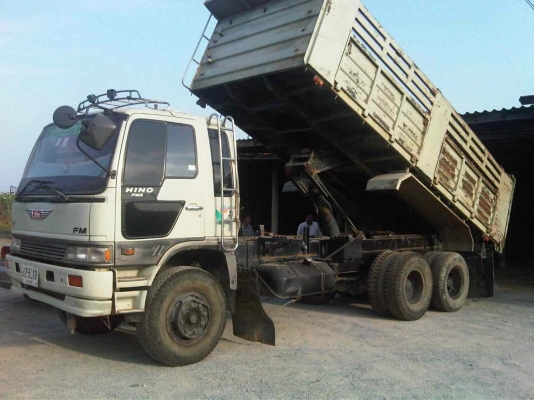 10ล้อดั้ม HINO 3M ปี38 กระจกไฟฟ้า กระบะลูกฟูก สวยมาก