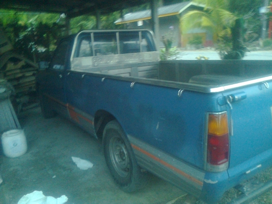 เคบีเครื่อง2002กระบะเลสรถจอดนานสิบปีเครื่องดีคัสซีสวยพร้อมใช้งานรถขี่ดีไม่เคยบันทุกหนักกระบะไม่มีบุบเอาไปใช้คุ้มสุดๆ