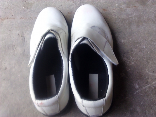 รองเท้าหัวเหล็กเซฟตี้ใหม่ๆยังไม่ได้ใช้ ยี่ห้อ EXCLUSIVE ขนาดเบอร์ 39