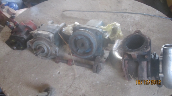 ขายอะไหล่รถเกี่ยวข้าวมือสองราคาถูก ขายอะไหล่รถเกี่ยวข้าวมือสองราคาถูก