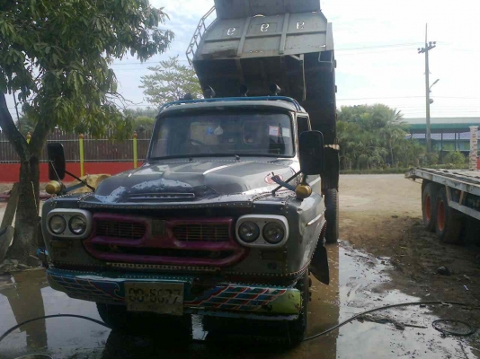 ขาย 6ล้อดั้มISUZU หน้ายาว