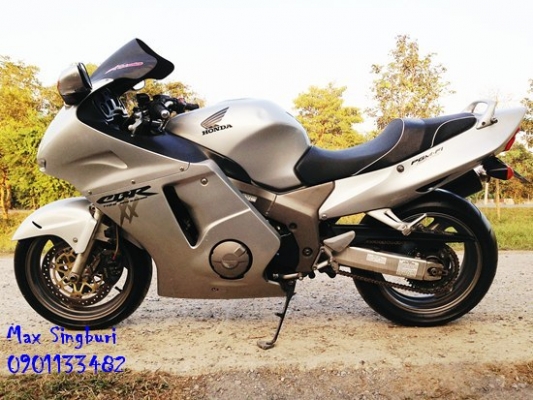แม็กสิงห์บุรี//CBR1100 BLACKBIRD ปี2001 หัวฉีด ท่อสูตร AKAPROVIC 137000 ด่วน แม็กสิงห์บุรี//CBR1100 BLACKBIRD ปี2001 หัวฉีด ท่อสูตร AKAPROVIC 137000 ด่วน