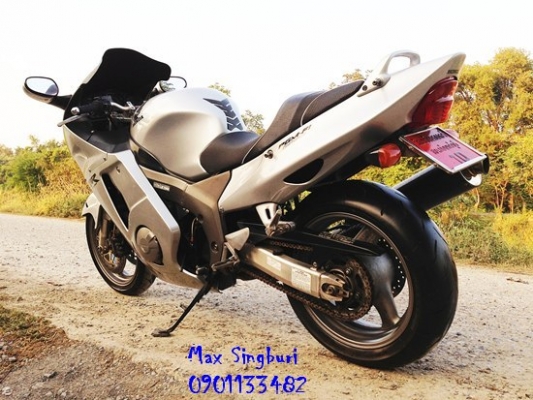 แม็กสิงห์บุรี//CBR1100 BLACKBIRD ปี2001 หัวฉีด ท่อสูตร AKAPROVIC 137000 ด่วน แม็กสิงห์บุรี//CBR1100 BLACKBIRD ปี2001 หัวฉีด ท่อสูตร AKAPROVIC 137000 ด่วน