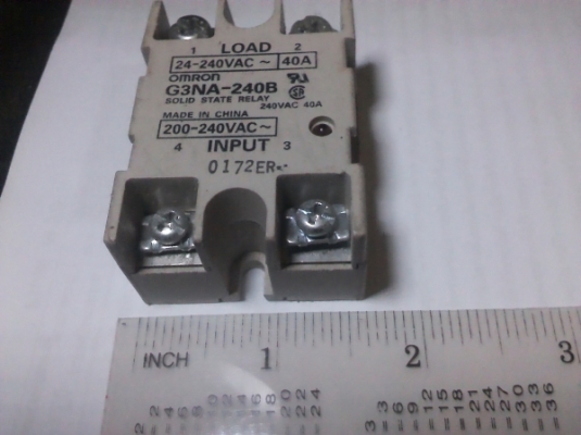 โซลิดสเตตรีเลย์ 40 A. ของ OMROM ใช้ไฟสั่งงานAC