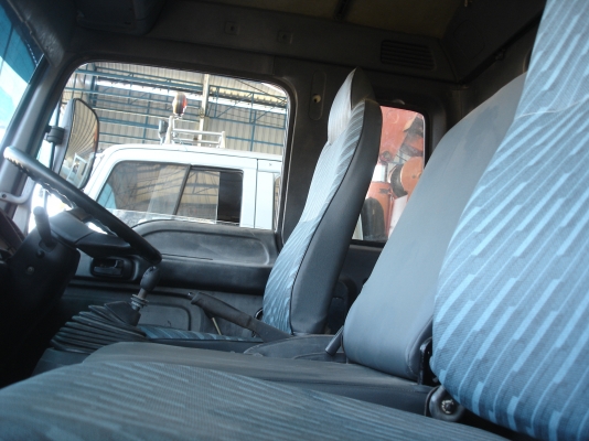 ISUZU DECA 195 HP ยาง 900-20 ISUZU DECA 195 HP ยาง 900-20