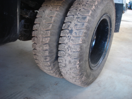ISUZU DECA 195 HP ยาง 900-20 ISUZU DECA 195 HP ยาง 900-20