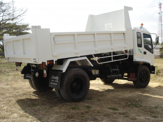 ISUZU DECA 195 HP ยาง 900-20 ISUZU DECA 195 HP ยาง 900-20