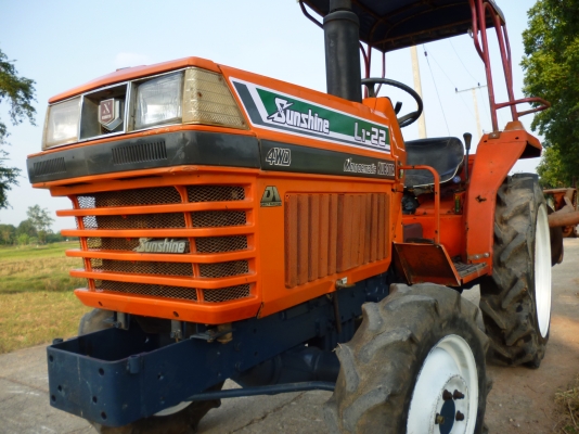 รถไถคูโบต้า เก่่าเก็บรุ่น L-1 22 พร้อมผาน 5 ราคา 101,800 บาท