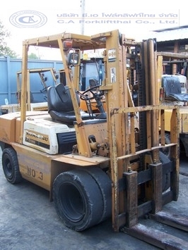 ขาย รถโฟล์คลิฟท์ KOMATSU รุ่น FD30-8 ขาย รถโฟล์คลิฟท์ KOMATSU รุ่น FD30-8