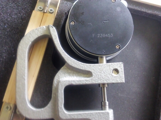 เครื่องวัดความหนาสิ่งของ วัดได้หนา 10 มม.ความละเอียด 0.01มม.วัดได้เร็วแม่นย่ำ