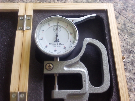 เครื่องวัดความหนาสิ่งของ วัดได้หนา 10 มม.ความละเอียด 0.01มม.วัดได้เร็วแม่นย่ำ