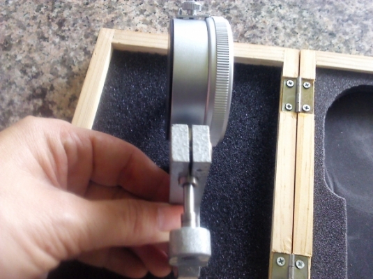 เครื่องวัดความหนาสิ่งของ วัดได้หนา 10 มม.ความละเอียด 0.01มม.วัดได้เร็วแม่นย่ำ