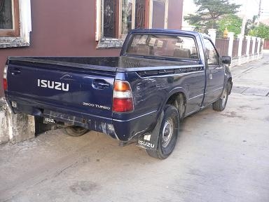 ขายกระบะ ISUZU  SPARK 2.5 ปี 1997 ตอนเดียว ขายถูก 135,000 บาท ขาย ตามสภาพ