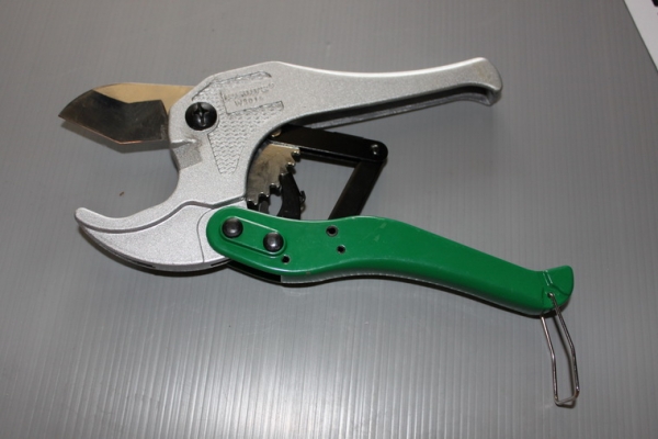 กรรไกรตัดท่อ PVC WYNN's