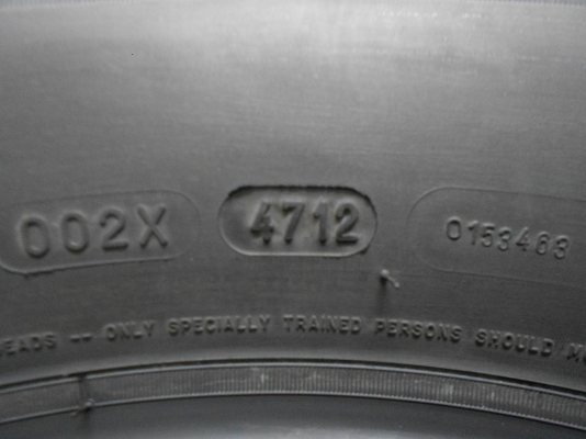 ยาง มิชลิน 265/65/17 ปี 12 ถอดป้ายแดง