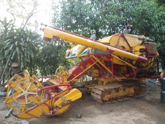 ราคาคุยกันได้ขายถึงวันที่2 ต.ค 57นี้ก่อนลงเกี่ยวข้าวรถเกี่ยวข้าวเกษตรพัฒนา รุ่นเงินมี(เปลี่ยนช่วงล่างใหม่หร้อมเปลี่ยนน้ำมันไฮโดรลิก