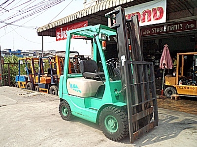 ขายรถยกมิตซูบิชิ 1.5 ตัน (รุ่นใหม่) เครื่องเบนซิน  กระบอกคู่   เสาสูง 3.5 เมตร ยางตันใหม่ 4 ล้อ พวงมาลัยเพาเว่อร์  สีเดิมจากนอก นำเข้าจากญี่ปุ่น ใช้งานได้ทันที