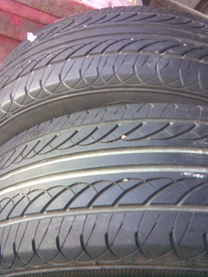 ยาง ขอบ14 ขนาด 185 65 14 ราคา 400 บาท