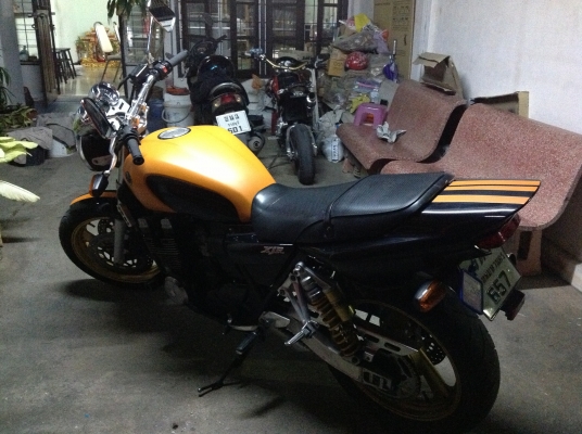 ขาย Yamaha XJR 400cc ปี 2004 กุญแจชิพ