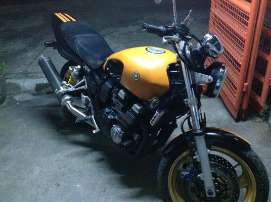 ขาย Yamaha XJR 400cc ปี 2004 กุญแจชิพ