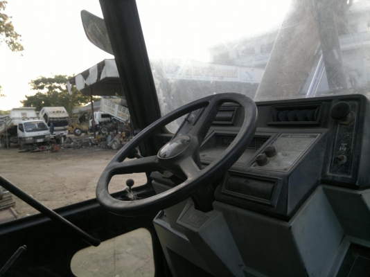 ขายรถตักหน้า ขุดหลัง 2 เพลา 4X4 CAT 428-B เล่มทะเบียน สภาพสวย