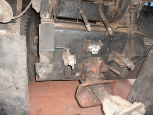 ISUZU FXZ คัซซีสวยตลอดแนว หัวเดิม เครื่องเปลี่ยน ISUZU FXZ คัซซีสวยตลอดแนว หัวเดิม เครื่องเปลี่ยน