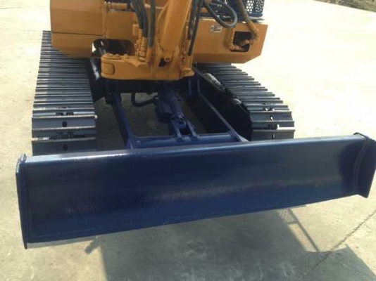 ต้องการขายรถแบ็คโฮ Komatsu pc20-6  ไม่แพง