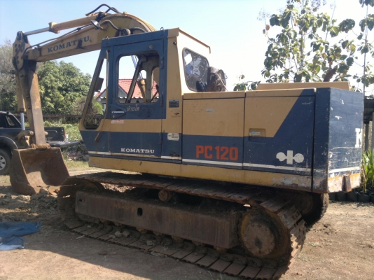 ขายรถแบคโฮ KOMATSU PC-120-2 เอกสารเล่มทะเบียน รถสวยประมาณ 80\% lสนใจโทร
