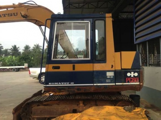 ขาย Komatsu pc60-5