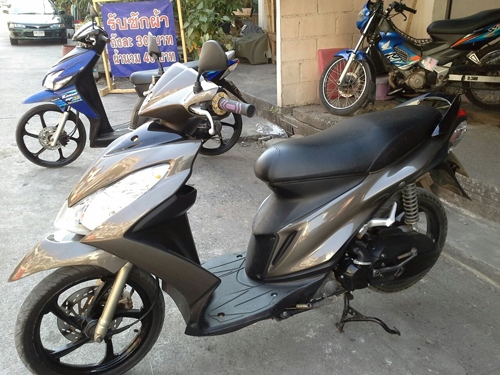 skydrive ปี 51 ล้อแม๊กซ์ สีน้ำตาล เครื่องเดิม เงียบกริบ เอกสารครบ