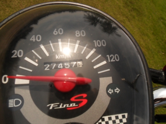 ขาย ฟีโน่ สปอร์ต Fino (สี ม่วง-ดำ)เครื่องเดิมๆ แน่นๆ สีสวยทั้งคัน ไม่ค่อยได้ใช้ ราคา 15,500 บาท T. 081-1917015