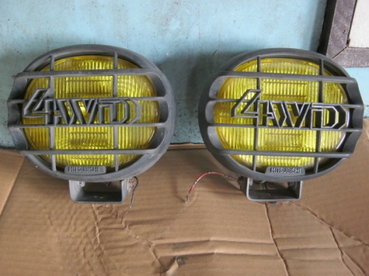 ขายสปอตไลท์ สภาพสวย ใช้งานได้ 1 คู่