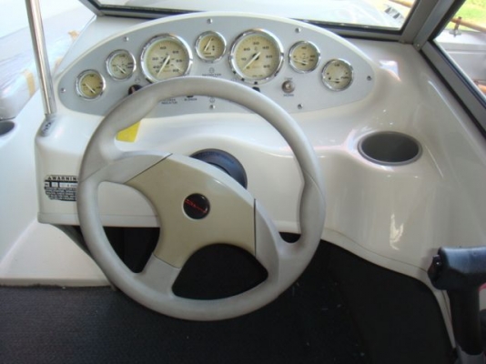 ++ขายเรือมือ 2 BAYLINER 175 ปี 2006 สภาพสวย++ ++ขายเรือมือ 2 BAYLINER 175 ปี 2006 สภาพสวย++