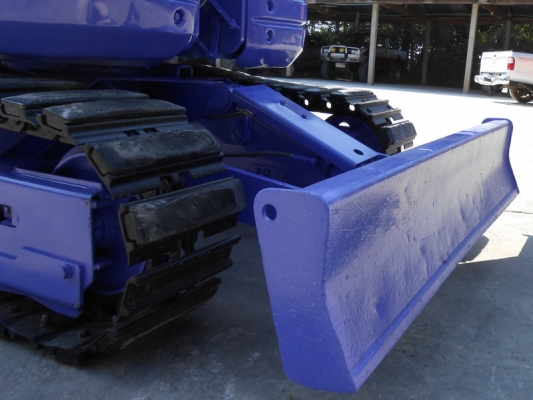 ขายรถขุด KOMUTSU PC 28 UU-2E (รุ่นพิเศษ)เก่านอกพร้อมใช้งาน