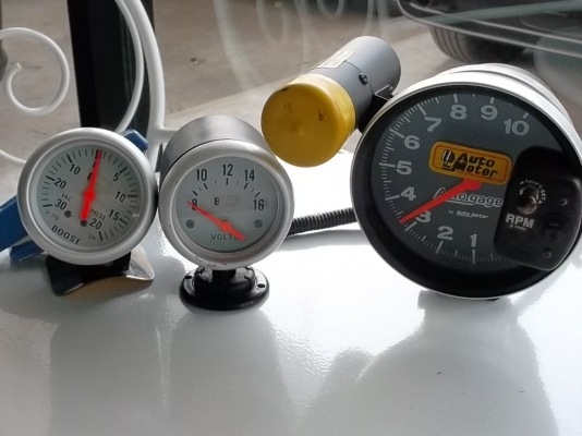 ขายด่วนๆๆชิบไลน์AUTO METER /วัดบูชBOOST20ปอน/วัดแบตเตอรี่AUTO GAUGE16V. ราคาถูกๆๆ ขายด่วนๆๆชิบไลน์AUTO METER /วัดบูชBOOST20ปอน/วัดแบตเตอรี่AUTO GAUGE16V. ราคาถูกๆๆ