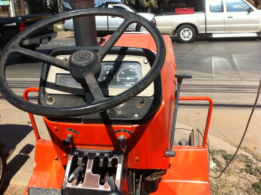 ขายรถไถ