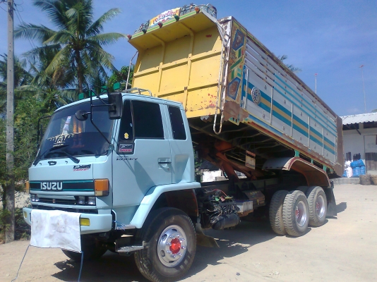 ขายอีซูซุ 240นางฟ้าแท้ 2เพลา ดั๊ม