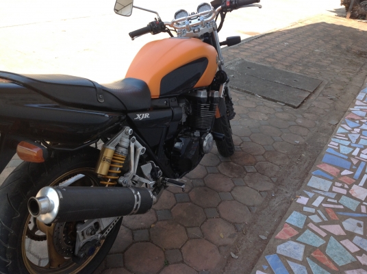 ขาย Yamaha XJR ปี 2004 สีดำดุสักคัน กุญแจชิพ